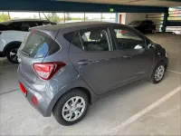 Gebraucht Hyundai i10 63 PS (46 kW) 2019 Grau Kleinwagen