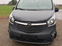 Gebraucht Opel Vivaro 125 PS (91 kW) 2018 Schwarz Van / Kleinbus