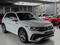 Gebraucht VW Tiguan R-line 150 PS (110 kW) 2024 Pure white SUV