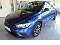 Second-hand VW Polo Life 95 CP (69 kW) 2023 Albastru Hatchback