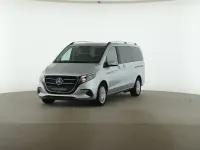 Gebraucht Mercedes V220 Style 163 PS (119 kW) 2025 Silber Van / Kleinbus