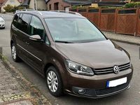 Gebraucht VW Touran Trendline 140 PS (102 kW) 2012 Braun Van / Kleinbus