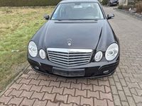 Gebraucht Mercedes E200 Classic 136 PS (100 kW) 2008 Schwarz Limousine