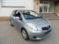 Gebraucht Toyota Yaris Sol 69 PS (50 kW) 2006 Silber Kleinwagen