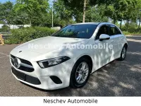 Gebraucht Mercedes A180 Progressive 136 PS (100 kW) 2019 Weiß Limousine