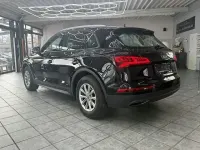 Gebraucht Audi Q5 Basis 163 PS (119 kW) 2020 Mythosschwarz metallic SUV