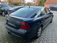 Gebraucht Opel Vectra Comfort 125 PS (91 kW) 2002 Blau Limousine