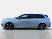 Nowe Opel Astra 131 KM (96 kW) 2026 Srebrny Kombi