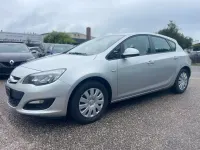 Gebraucht Opel Astra 110 PS (80 kW) 2014 Silber Limousine