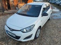 Gebraucht Hyundai i20 Edition 86 PS (63 kW) 2014 Weiß Kleinwagen