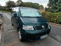 Begagnad VW Multivan 130 HK (95 kW) 2004 Grön Minibuss
