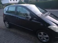 Gebraucht Mercedes A200 136 PS (100 kW) 2010 Schwarz Kleinwagen