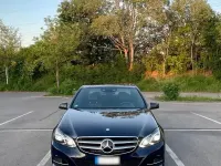 Używany Mercedes E300 252 KM (185 kW) 2013 Niebieski Sedan/Limuzyna