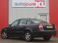 Gebraucht VW Passat Comfortline 116 PS (85 kW) 2001 Schwarz Limousine