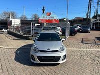 Gebraucht Kia Rio 84 PS (61 kW) 2016 Silber Kleinwagen