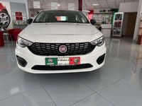 gebraucht Fiat Tipo Pop 1,4 16V 95 PS mit Allwetterreifen