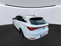 Gebraucht Seat Leon XCELLENCE 150 PS (110 kW) 2022 Weiß Limousine