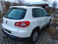 Gebraucht VW Tiguan Track & Field 200 PS (147 kW) 2009 Weiß SUV