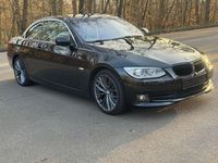 Gebraucht BMW 320 Cabriolet Exclusive 170 PS (125 kW) 2013 Schwarz Cabrio