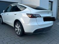 gebraucht Tesla Model Y SR