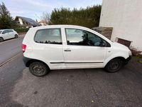Gebraucht VW Fox 54 PS (39 kW) 2008 Weiß Kleinwagen
