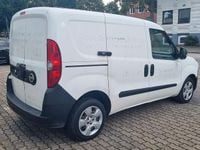 Gebraucht Opel Combo 90 PS (66 kW) 2017 Weiß Van / Kleinbus
