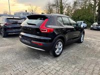 Gebraucht Volvo XC40 Plus 163 PS (119 kW) 2023 Schwarz SUV