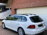 Gebraucht VW Golf VI 105 PS (77 kW) 2012 Weiß Kleinwagen