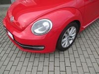Gebraucht VW Beetle Design 105 PS (77 kW) 2012 Rot Kleinwagen