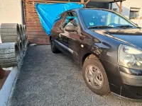 Gebraucht Renault Clio II 75 PS (55 kW) 2004 Schwarz Kleinwagen