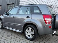 Gebraucht Suzuki Grand Vitara 129 PS (94 kW) 2009 Grau SUV