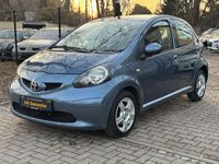 Gebraucht Toyota Aygo 68 PS (50 kW) 2008 Rot Kleinwagen