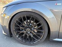 Gebraucht Audi TT Sport 230 PS (169 kW) 2015 Grau Coupé