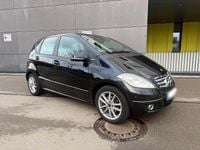 Gebraucht Mercedes A180 109 PS (80 kW) 2010 Schwarz Kleinwagen