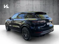 Używany Porsche Cayenne 462 KM (339 kW) 2021 Niebieski SUV