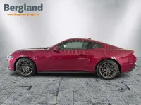 Neu Ford Mustang GT Fastback 508 PS (373 kW) 2026 Molten magenta violett Kleinwagen