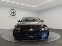 Gebraucht VW Passat 150 PS (110 kW) 2024 Grenalldischwarz met. Kombi