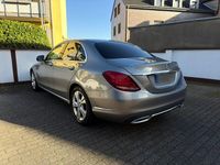 Gebraucht Mercedes C250 Avantgarde 204 PS (150 kW) 2014 Grau Limousine