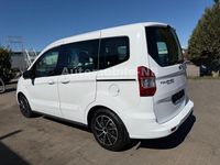 Gebraucht Ford Tourneo Courier Trend 101 PS (74 kW) 2016 Weiß Van / Kleinbus