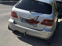 Gebraucht Mercedes B180 109 PS (80 kW) 2007 Van / Kleinbus