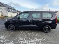 Neu Opel Combo 131 PS (96 kW) 2026 Schwarz Van / Kleinbus