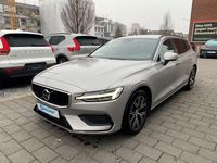 Gebraucht Volvo V60 Core 197 PS (144 kW) 2023 Silber Kombi