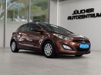 Gebraucht Hyundai i30 Classic 99 PS (72 kW) 2013 Orange Kleinwagen