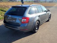 gebraucht Skoda Octavia Combi Style 2.0 TSI 4x4