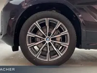 Gebraucht BMW X6 M Sport 298 PS (219 kW) 2025 Carbonschwarz metallic SUV