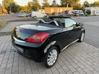Gebraucht Opel Tigra Edition 90 PS (66 kW) 2009 Schwarz Cabrio