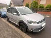 Gebraucht VW Touran Cross 105 PS (77 kW) 2012 Silber Van / Kleinbus