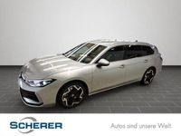 Gebraucht VW Passat R-line 265 PS (194 kW) 2025 Oyster silver metallic (metallic) Kombi