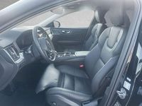 Gebraucht Volvo V60 Plus 349 PS (256 kW) 2025 Onyx schwarz Kombi