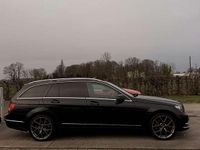 Gebraucht Mercedes C220 Elegance 170 PS (125 kW) 2012 Kombi